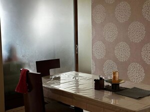 Bedroom in 2 BHK Apartment at Walkeshwar – for Rent