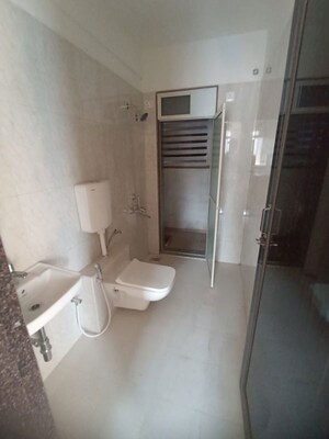 Bathroom in 1.5 BHK Apartment at Puraniks Tokyo Bay, Kasarvadavali – for Rent