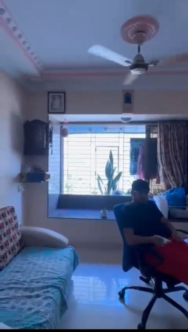 Room, dadar west 2 Bedroom 650 Sq.Ft. Apartment In Dadar West Mumbai 10752868