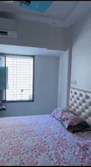 Room in 2 BHK Apartment at Dadar West – for Rent