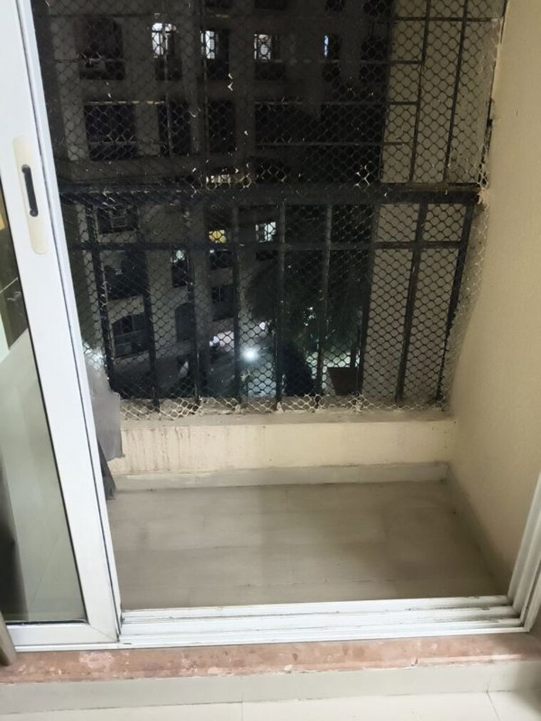 Balcony, ravi-estate 2 Bedroom 760 Sq.Ft. Apartment In Pokhran Road No One Thane 10752904