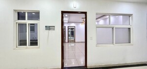 Room in 3.5 BHK Apartment at Orris Golf Homes Greenbay, Sector 22d Yamuna Expressway – for Sale