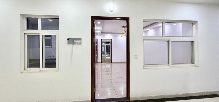 Room, orris-golf-homes-greenbay 3.5 Bedroom 2458 Sq.Ft. Apartment In Sector 22d Yamuna Expressway Greater Noida 10752920