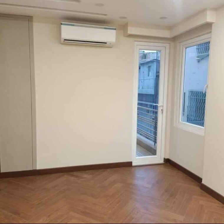 Room, greater kailash i 4 Bedroom 300 Sq.Yd. Builder Floor In Greater Kailash I Delhi 10752930