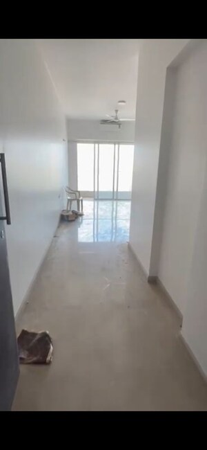 2 BHK Apartment For Rent in Kalpataru Radiance, Goregaon West