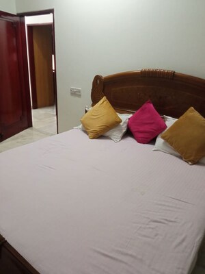 Room in 3 BHK Apartment at Civil Lines – for Rent