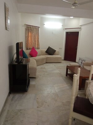 Living Room in 3 BHK Apartment at Civil Lines – for Rent