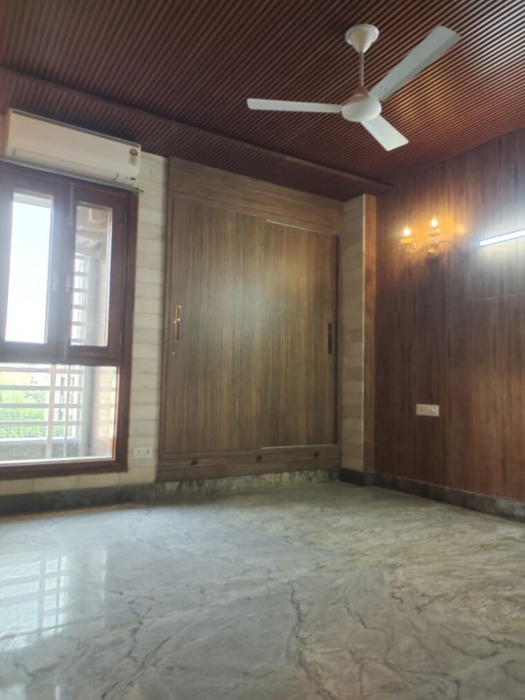 undefined, sukhdev vihar 3 Bedroom 2700 Sq.Ft. Builder Floor In Sukhdev Vihar Delhi 10752970