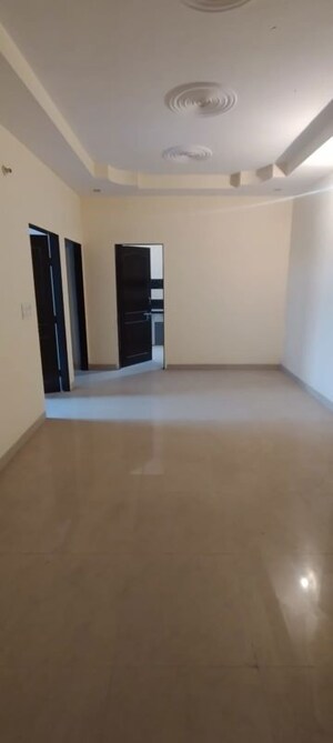 Room in 3 BHK Apartment at Shanti Nagar – for Rent