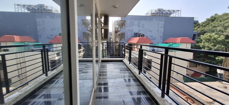 Balcony, sushant lok i 3 Bedroom 2200 Sq.Ft. Builder Floor In Sushant Lok I Gurgaon 10752991