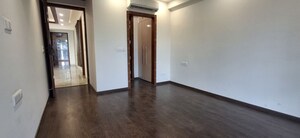Room in 3 BHK Builder Floor at Sushant Lok I – for Rent