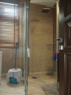 Furnished Amenities in 2 BHK Builder Floor at East Of Kailash – for Rent