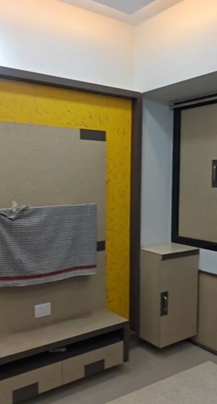 Bathroom, century bazar 1 Bedroom 300 Sq.Ft. Apartment In Century Bazar Mumbai 10752983
