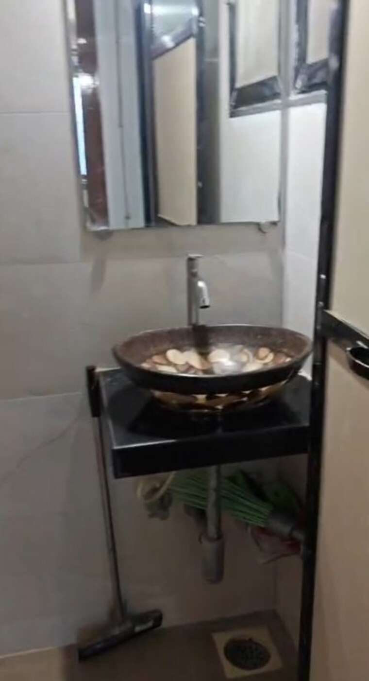 Kitchen, century bazar 1 Bedroom 300 Sq.Ft. Apartment In Century Bazar Mumbai 10752983