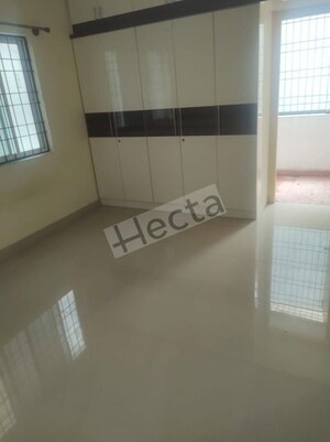 Room in  Apartment at Hebbal – for Sale