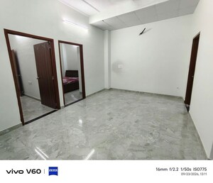 Room in 2 BHK Apartment at Civil Lines – for Rent