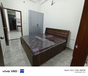 Bedroom in 2 BHK Apartment at Civil Lines – for Rent