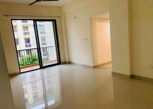 Room in 2 BHK Apartment at Rishita Manhattan, Gomti Nagar – for Rent
