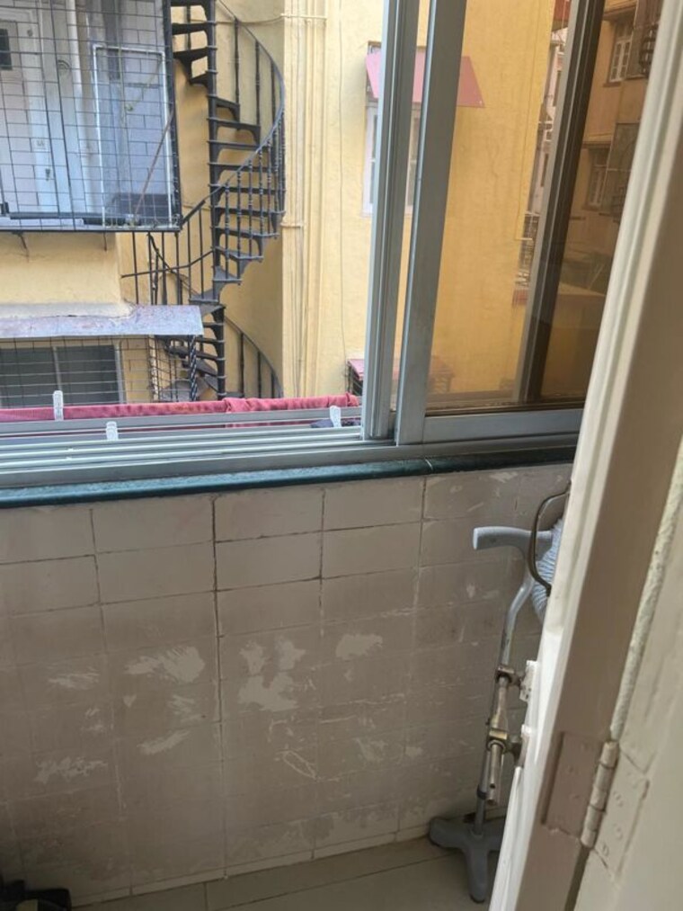 Balcony, colaba-court 2 Bedroom 800 Sq.Ft. Apartment In Colaba Mumbai 10753119