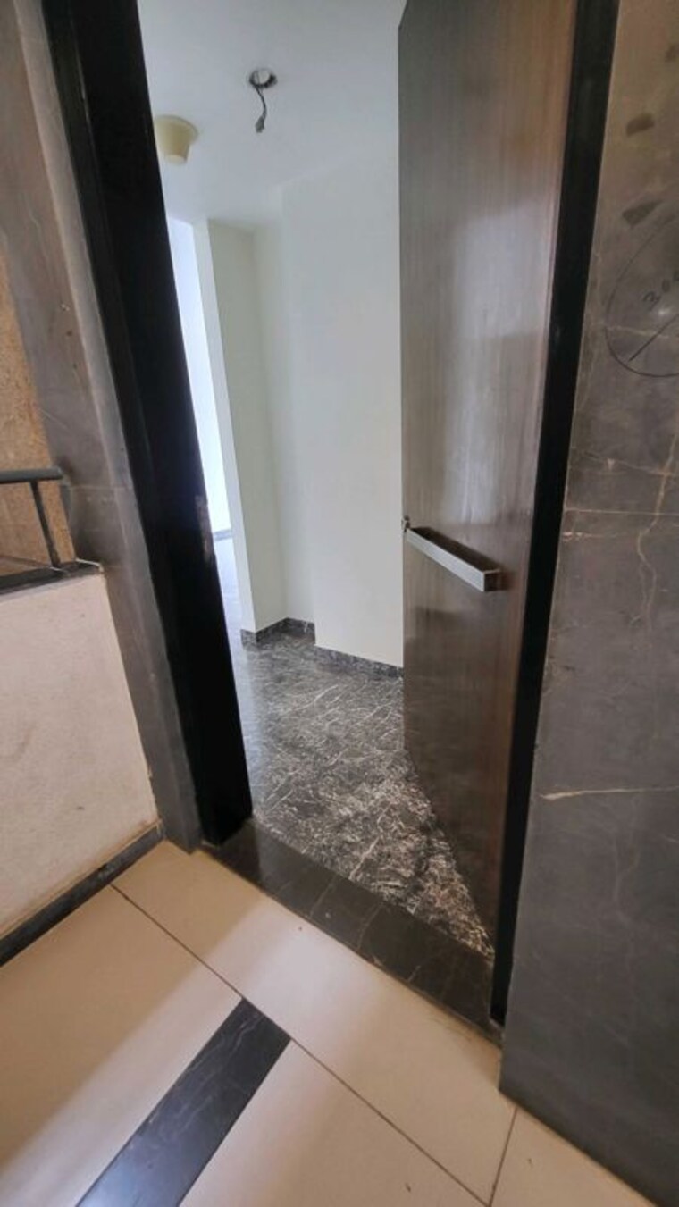 Entrance, lodha-ncp-commercial-tower-supremus 2 Bedroom 959 Sq.Ft. Apartment In Wadala Mumbai 10753170