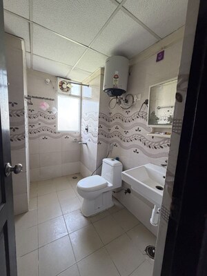 Bathroom in 2.5 BHK Apartment at Civitech Sampriti, Sector 77 – for Rent