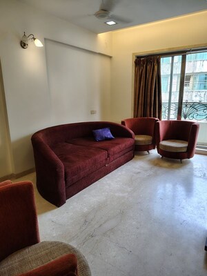 Bedroom in 3 BHK Apartment at Landmark Building Bandra West, Bandra West – for Rent