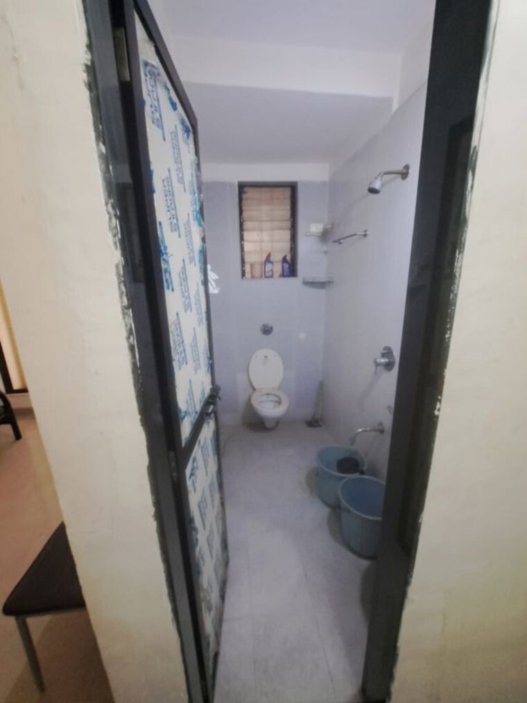 Bathroom, alliance-one Commercial Shop 960 Sq.Ft. In Ghansoli Navi Mumbai 10753185