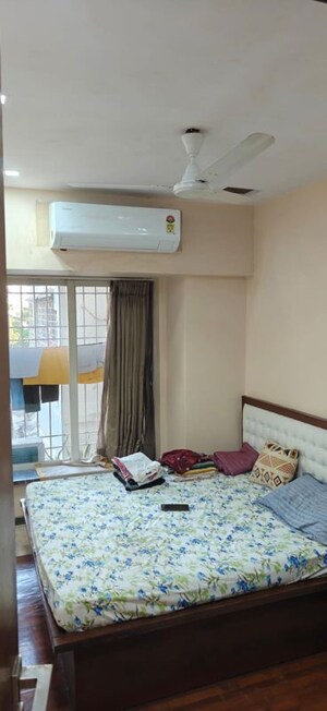 1 RK Apartment For Sale in Raheja Township, Malad East