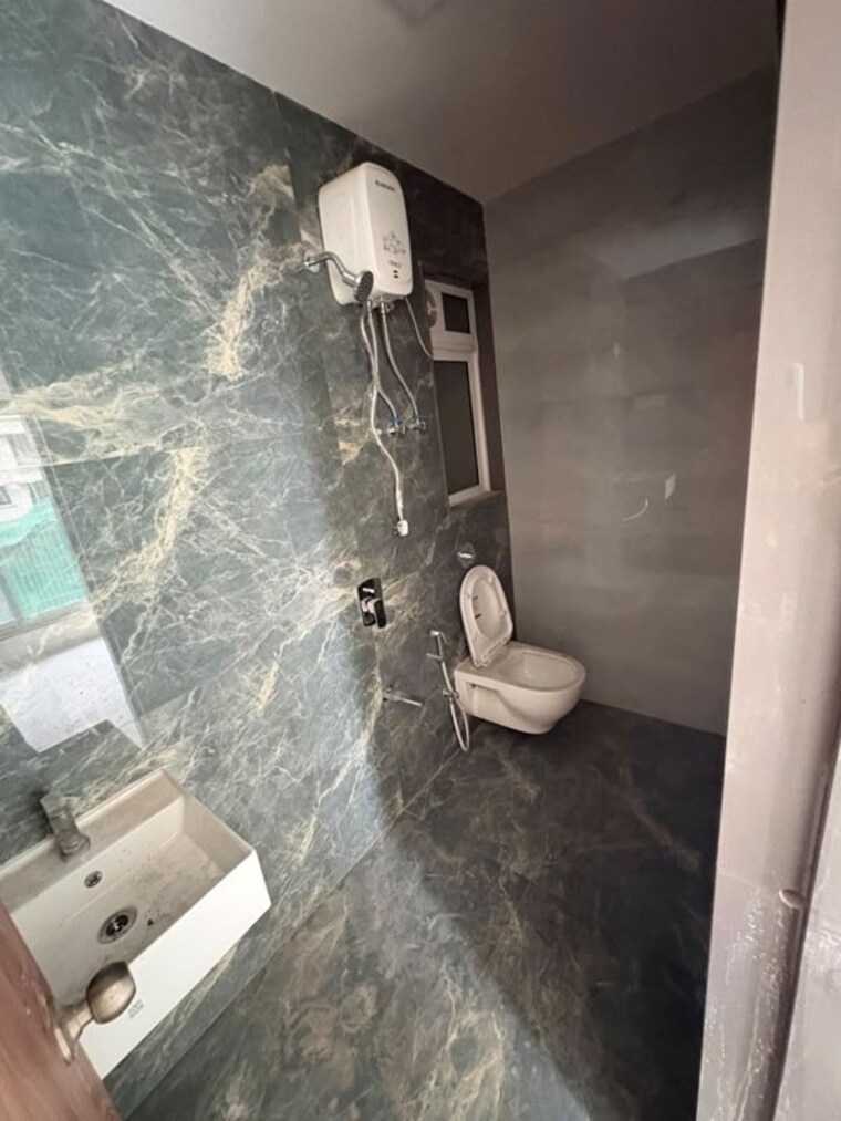 Bathroom, vridavan-elite 1 Bedroom 385 Sq.Ft. Apartment In Vikhroli East Mumbai 10753218