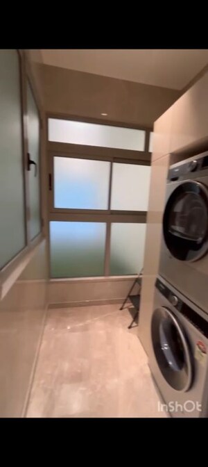 Furnished Amenities in 3 BHK Apartment at DLF The Westpark, Andheri West – for Sale