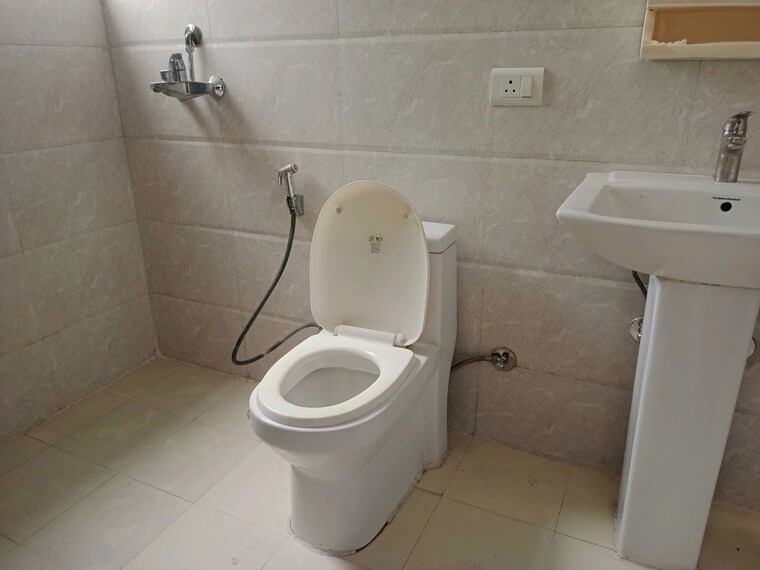 Bathroom, ace-city 2 Bedroom 1325 Sq.Ft. Apartment In Sector 1 Greater Noida Greater Noida 10753284