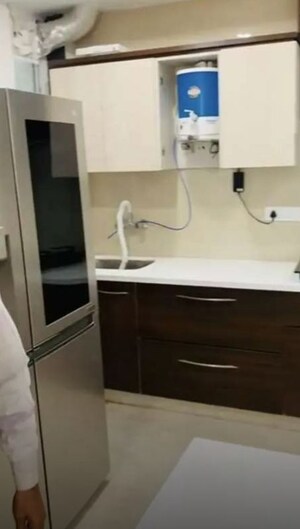 Kitchen in 4 BHK Apartment at Parsvnath Planet Plaza, Gomti Nagar – for Rent