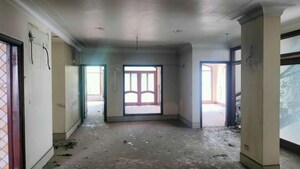 Room in  Independent House at New Friends Colony – for Sale