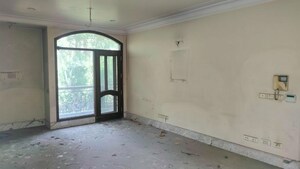 Room in  Independent House at New Friends Colony – for Sale