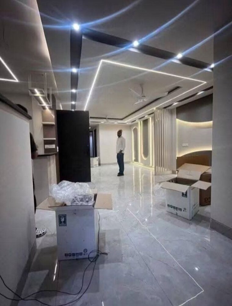 Room, hauz khas 3 Bedroom 250 Sq.Yd. Builder Floor In Hauz Khas Delhi 10753345