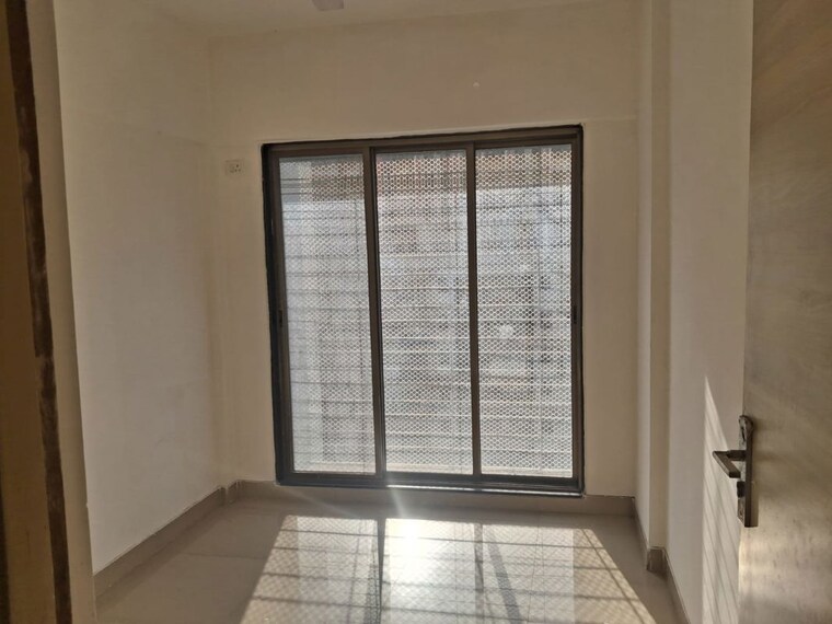 Room, bhutra-prem-nagar 3 Bedroom 1300 Sq.Ft. Apartment In Mira Road East Thane 10753346