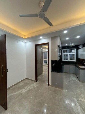 3 BHK Builder Floor For Sale in Chittaranjan Park