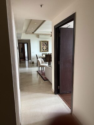 Room in 3 BHK Apartment at Tata Primanti-Executive Apartments, Sector 72 – for Sale