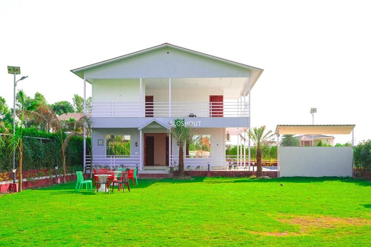 Garden, sector 17 yamuna expressway  170 Sq.Yd. Plot In Sector 17 Yamuna Expressway Greater Noida 10753577