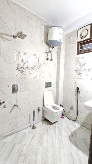 Bathroom in 1 RK Builder Floor at Malviya Nagar – for Rent