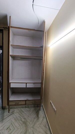 Furnished Amenities in 1 RK Builder Floor at Malviya Nagar – for Rent