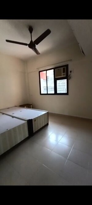 2 BHK Apartment For Rent in Andheri CHS, Andheri West