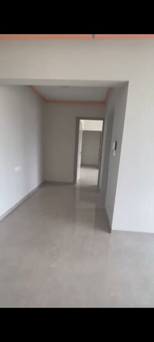 Room in 2 BHK Apartment at Andheri CHS, Andheri West – for Rent