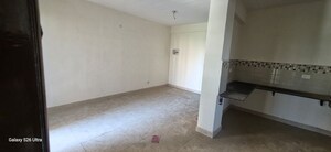 Room in 2 BHK Apartment at Signature Orchard Avenue 2, Sector 93 – for Sale