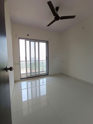 Room in 3 BHK Apartment at Mahape – for Rent