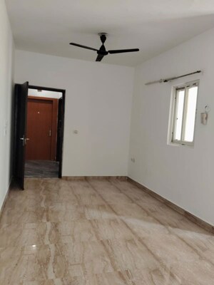 Room in 3 BHK Apartment at Landmark The Homes 81, Sector 81 – for Rent