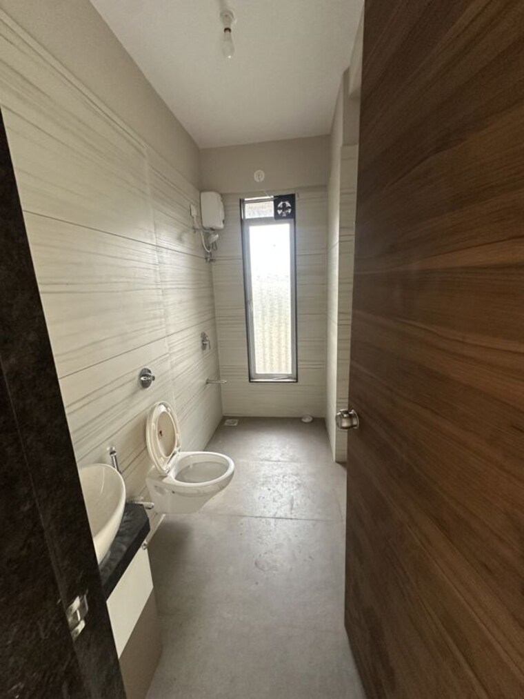 Attached Bathroom, metro-millennium 3 Bedroom 920 Sq.Ft. Apartment In Malad West Mumbai 10753697