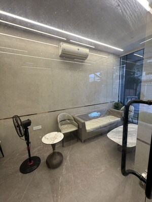 Building Lobby in 3 BHK Apartment at Metro Millennium, Malad West – for Rent