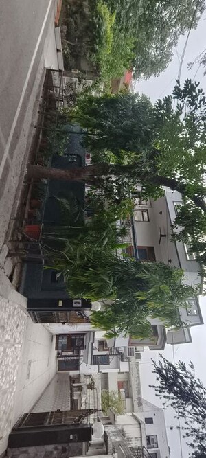  Pg – Exterior View View at Sector 36 - for Rent
