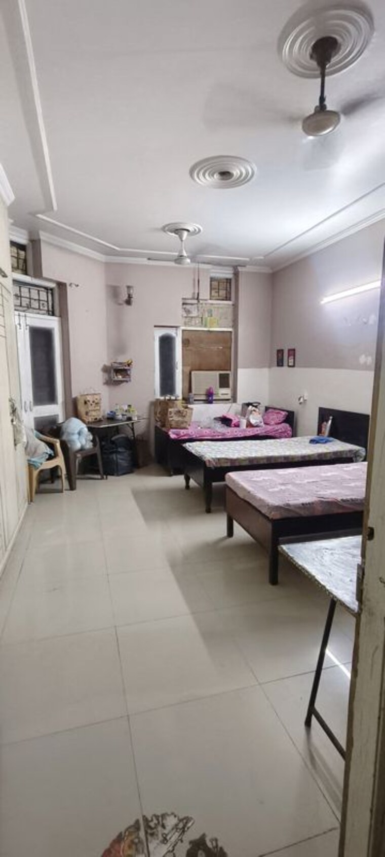 Bedroom, sector 39 Pg For Girls In Sector 39 10753720